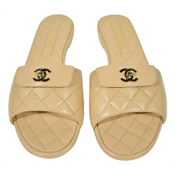 Chanel REV Beige Turnlock Quilted Gold CC Logo Mules Slide Sandal Flop Flat 37 - Picture 1 of 11